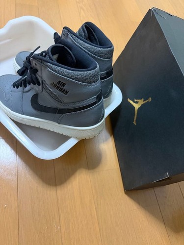 Men 5us nike - 8.5us,